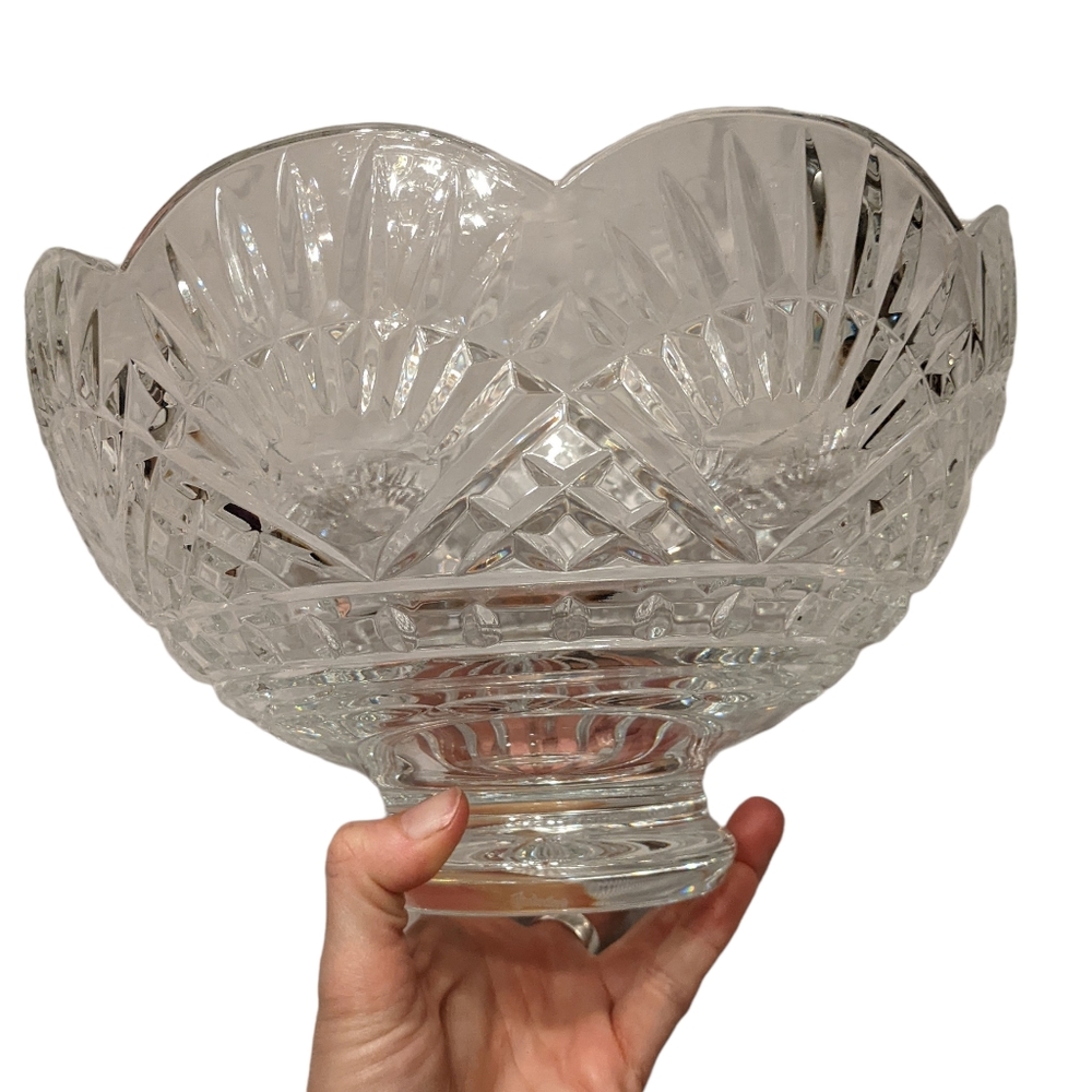 Waterford crystal bowl 10" x 6" scalloped